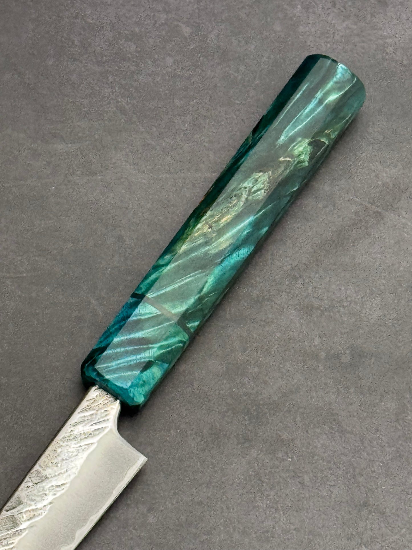 4.75” Frosted Honesuki