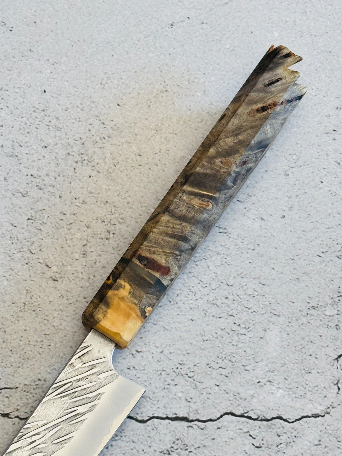 9.5” Frosted Paper Tiger Slicer