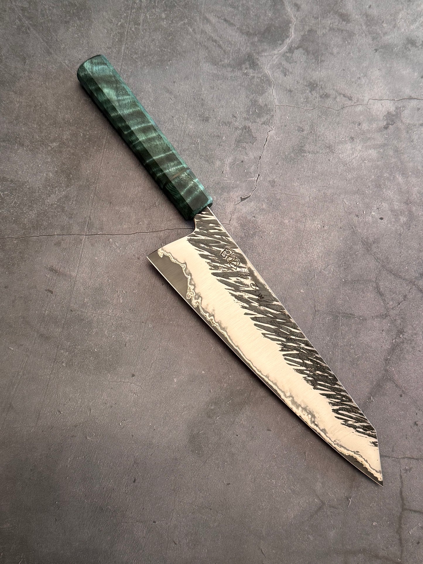 8.5” Paper Tiger Bunka