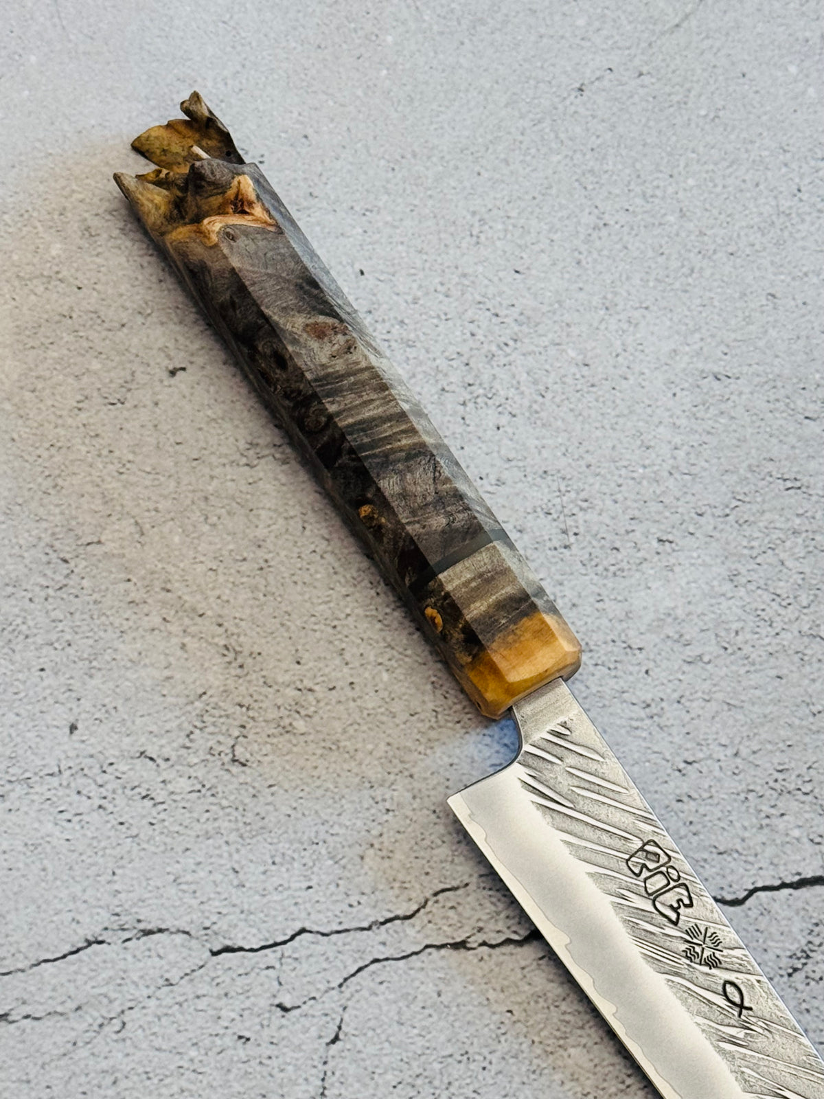 9.5” Frosted Paper Tiger Slicer