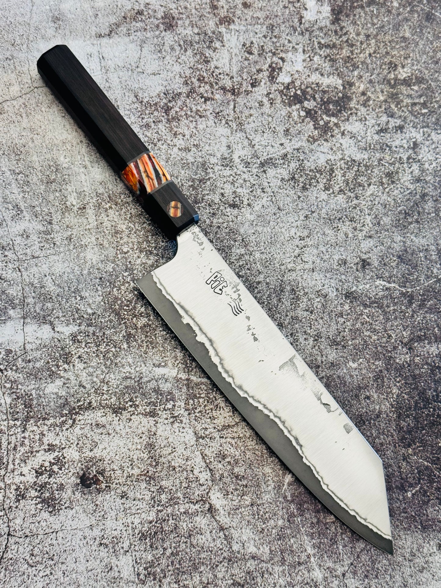 8.5” Bunka